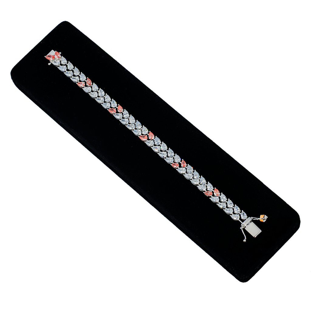 18K white gold bracelet with fancy pink and white diamonds, 15.12 carats total weight, by Colorlabdiamonds.