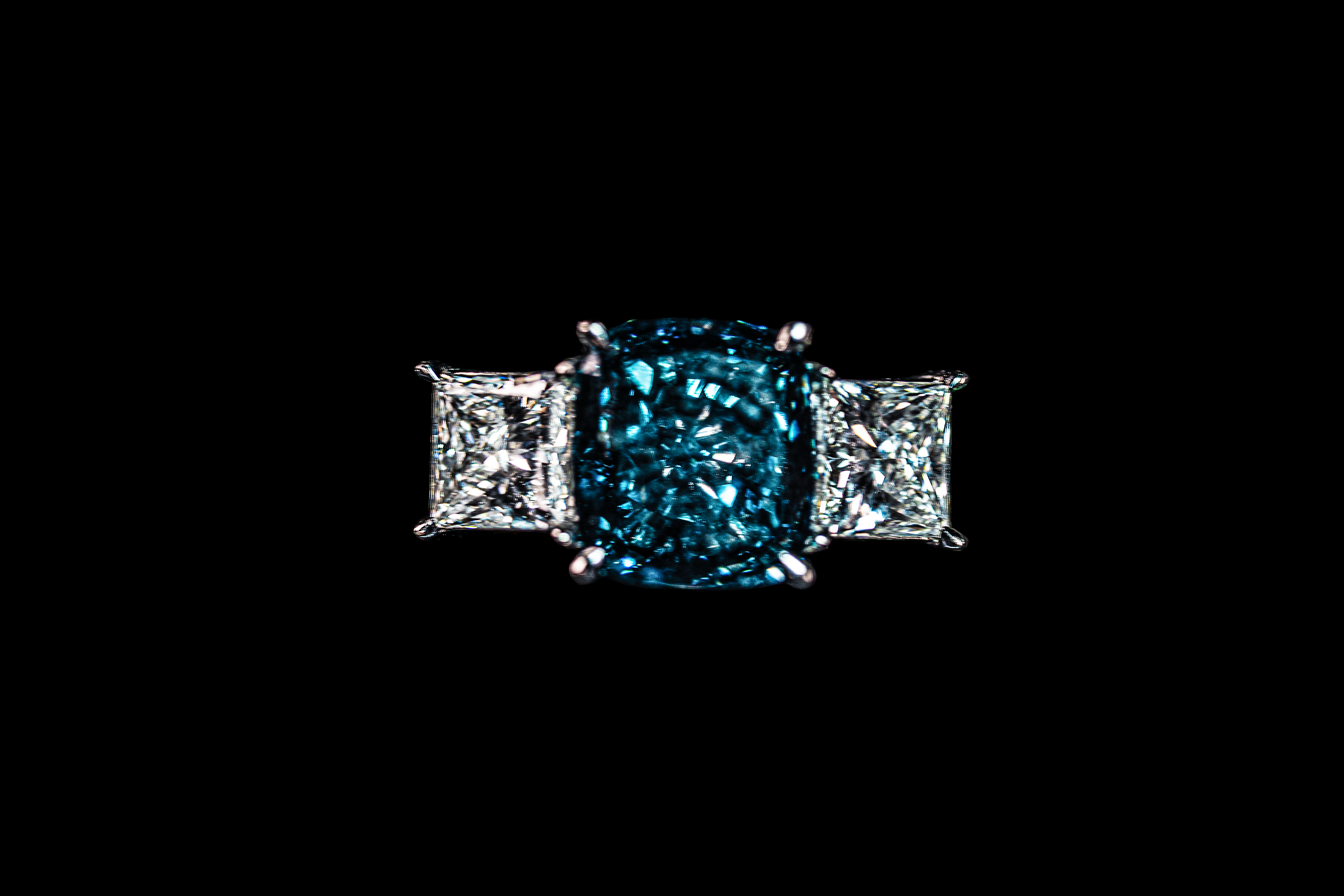 14K white gold fancy blue diamond ring with 3.17 carats, featuring a stunning design and sparkling blue diamonds from Colorlabdiamonds.